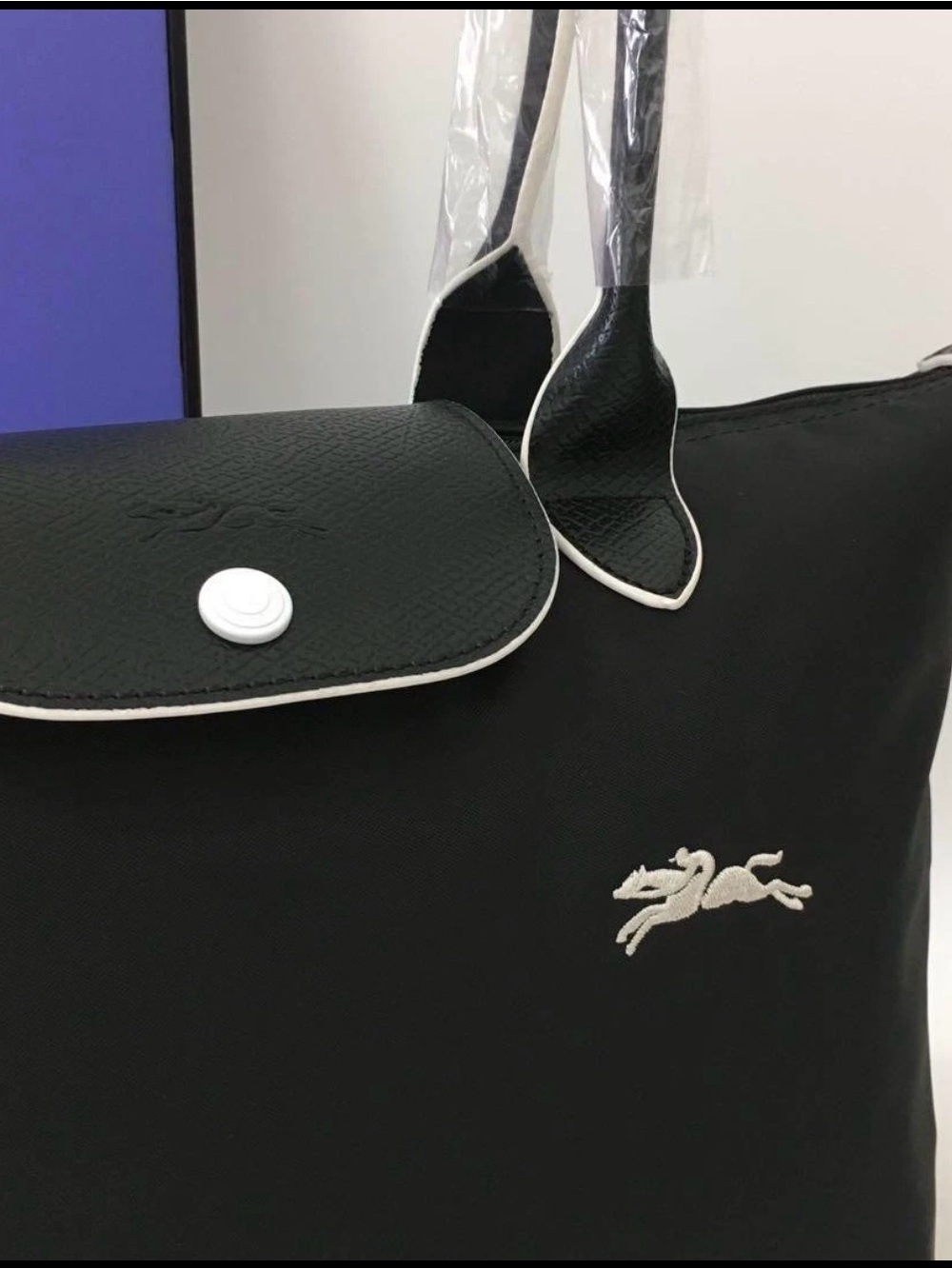 Longchamp Black Tote with Silver Logo - Picture 2 of 6